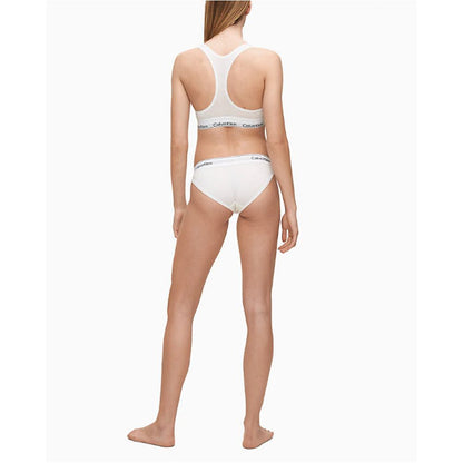 Ropa interior de algodón blanco
