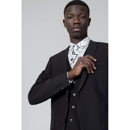 Traje de poliéster negro