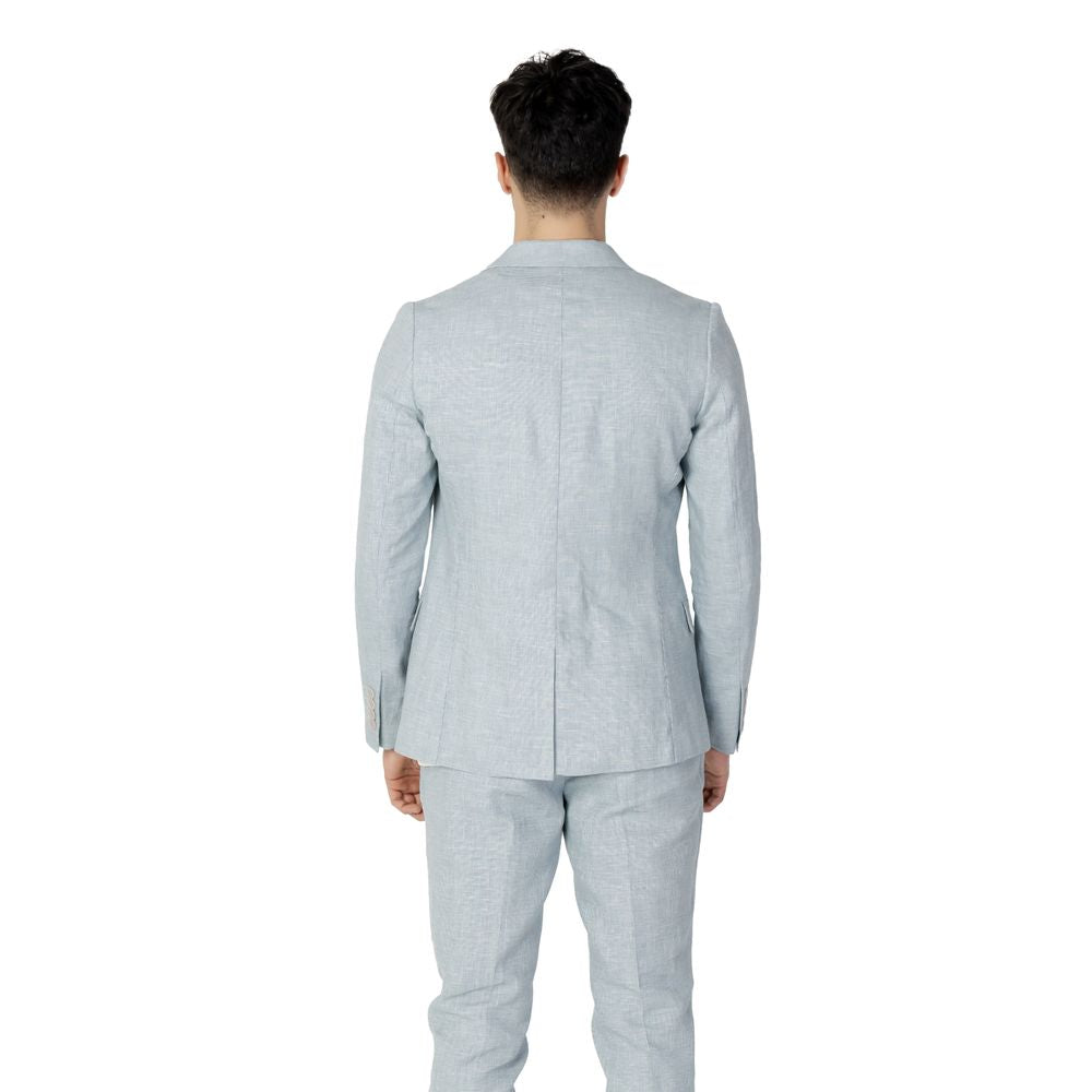 Traje de lino verde