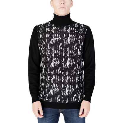 Black Wool Turtleneck