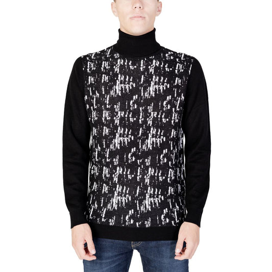 Black Wool Turtleneck