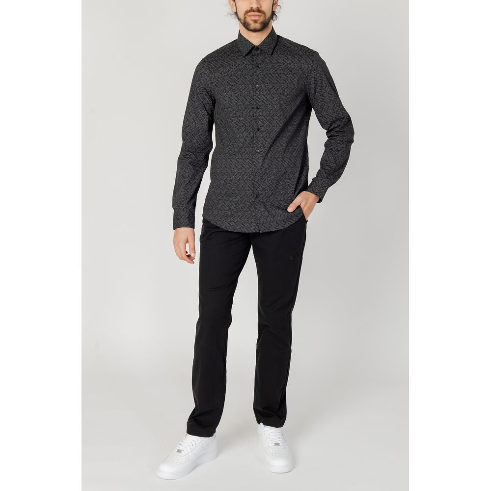 Vaqueros y pantalones de algodón negro