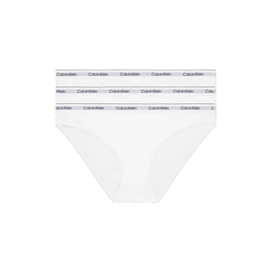 Ropa interior de algodón blanco