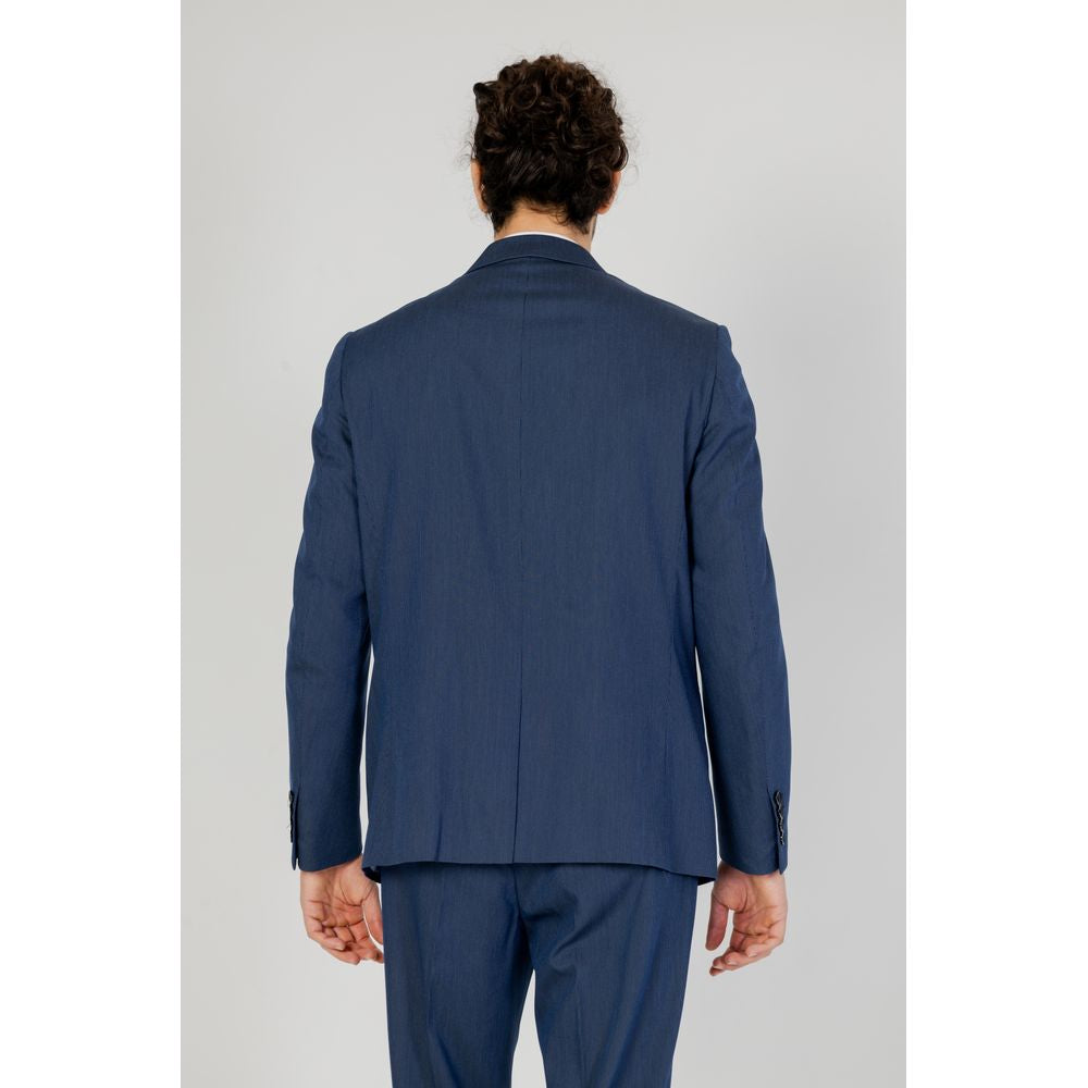 Traje de poliéster azul