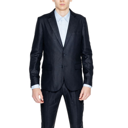 Traje de lino negro