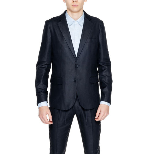 Traje de lino negro