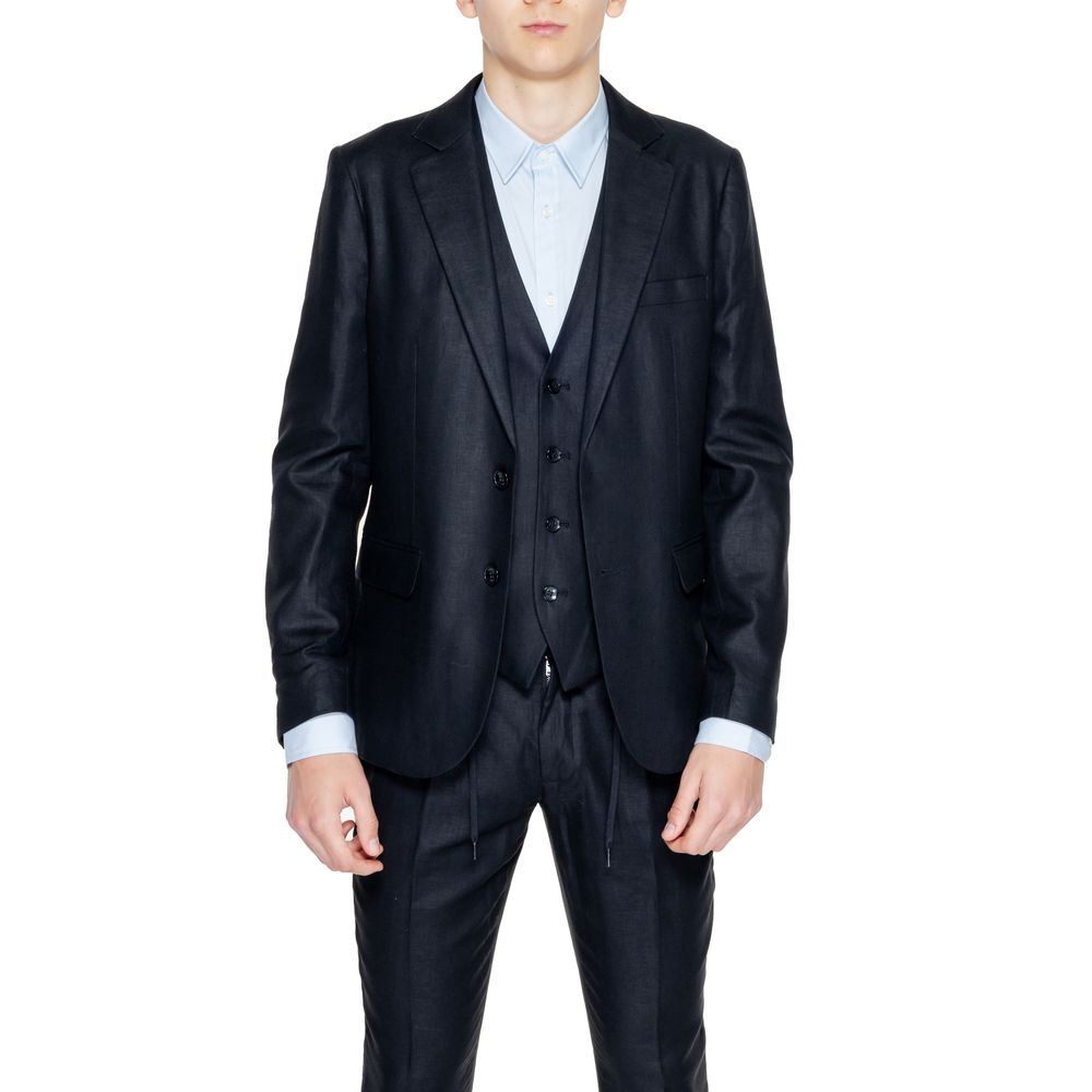 Traje de lino negro