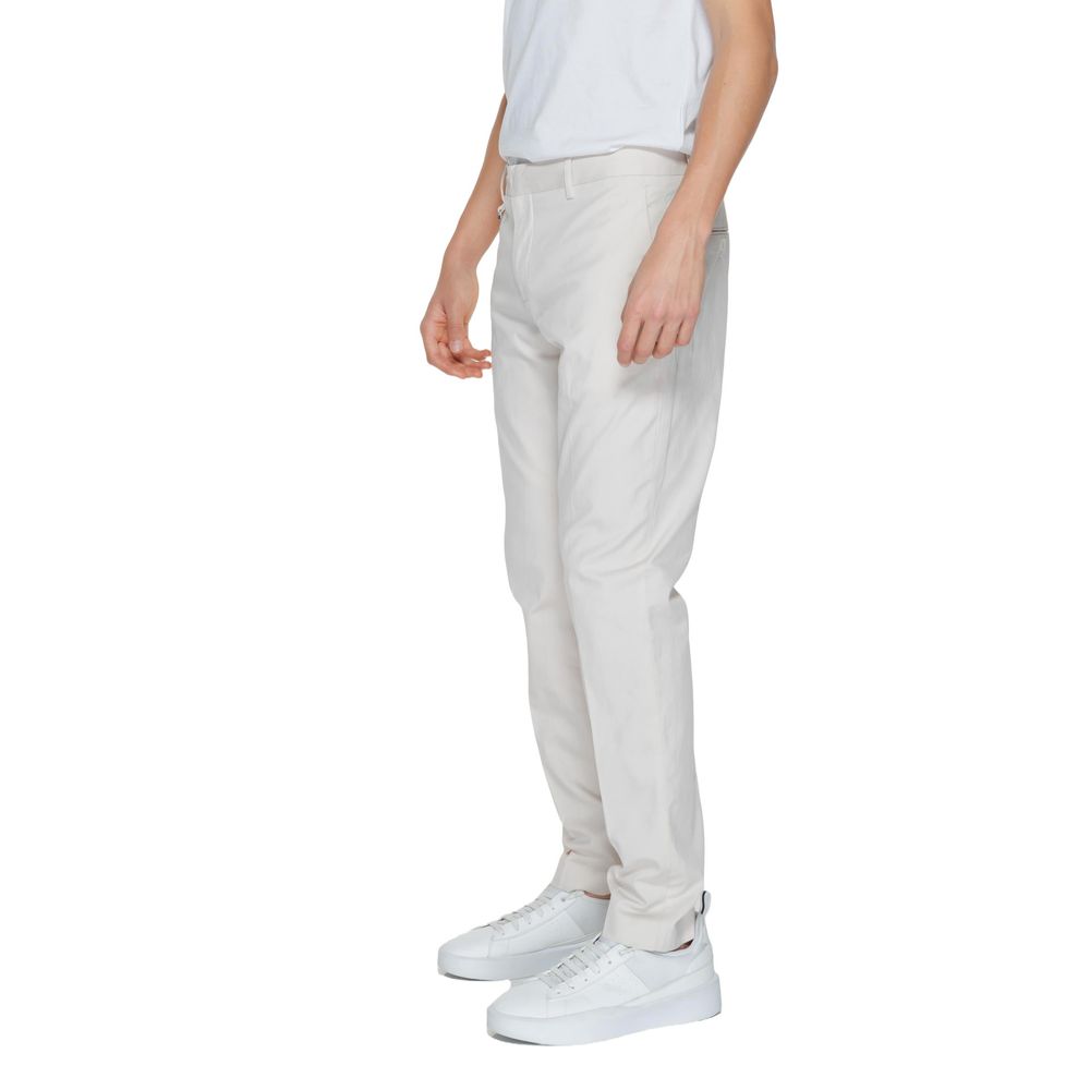 Vaqueros y pantalones de algodón beige