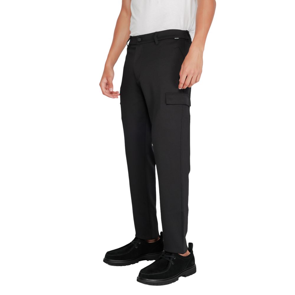 Vaqueros y pantalones de poliéster negro
