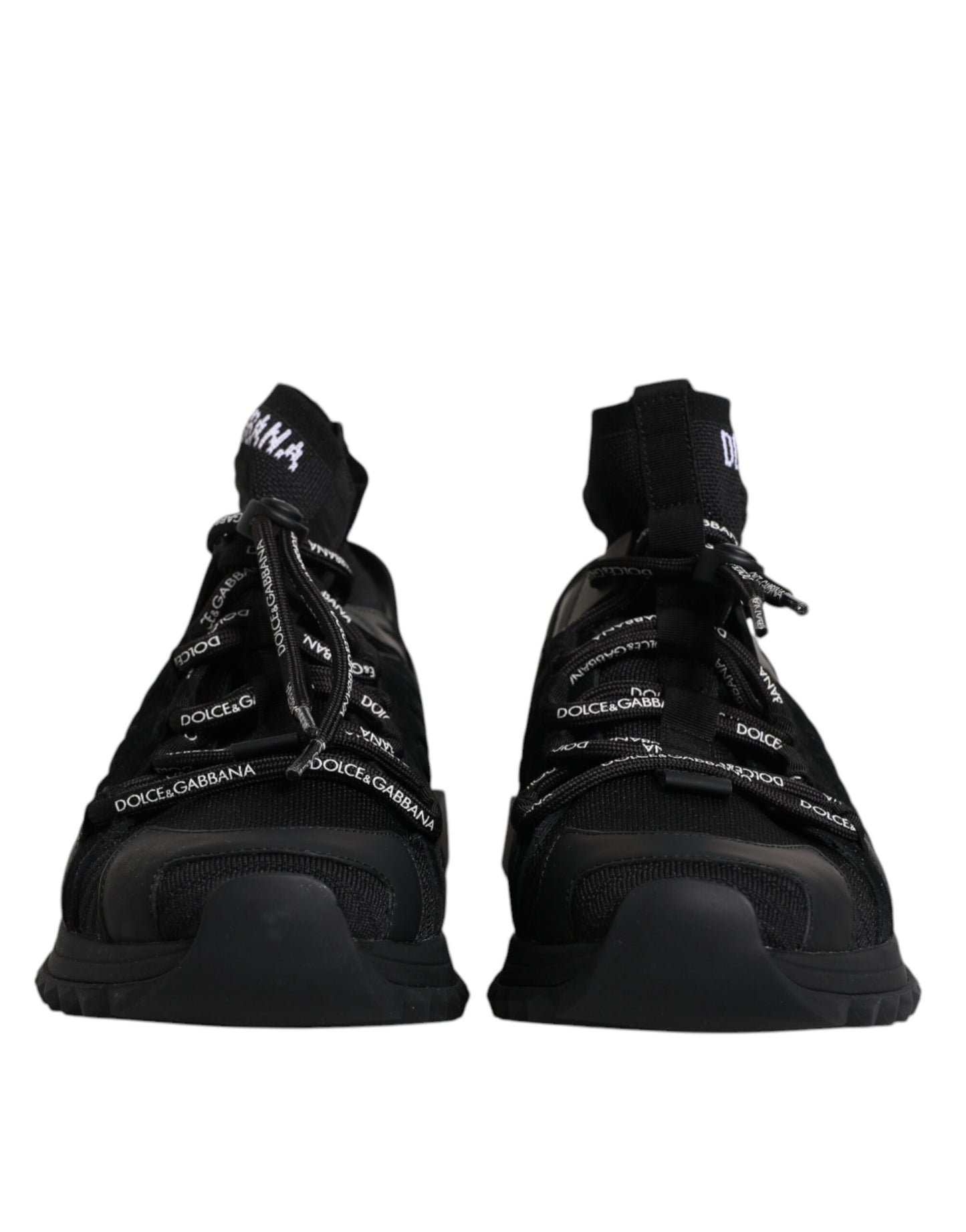 Zapatillas deportivas negras con el logo de Sorrento para hombre, calcetines y zapatos.