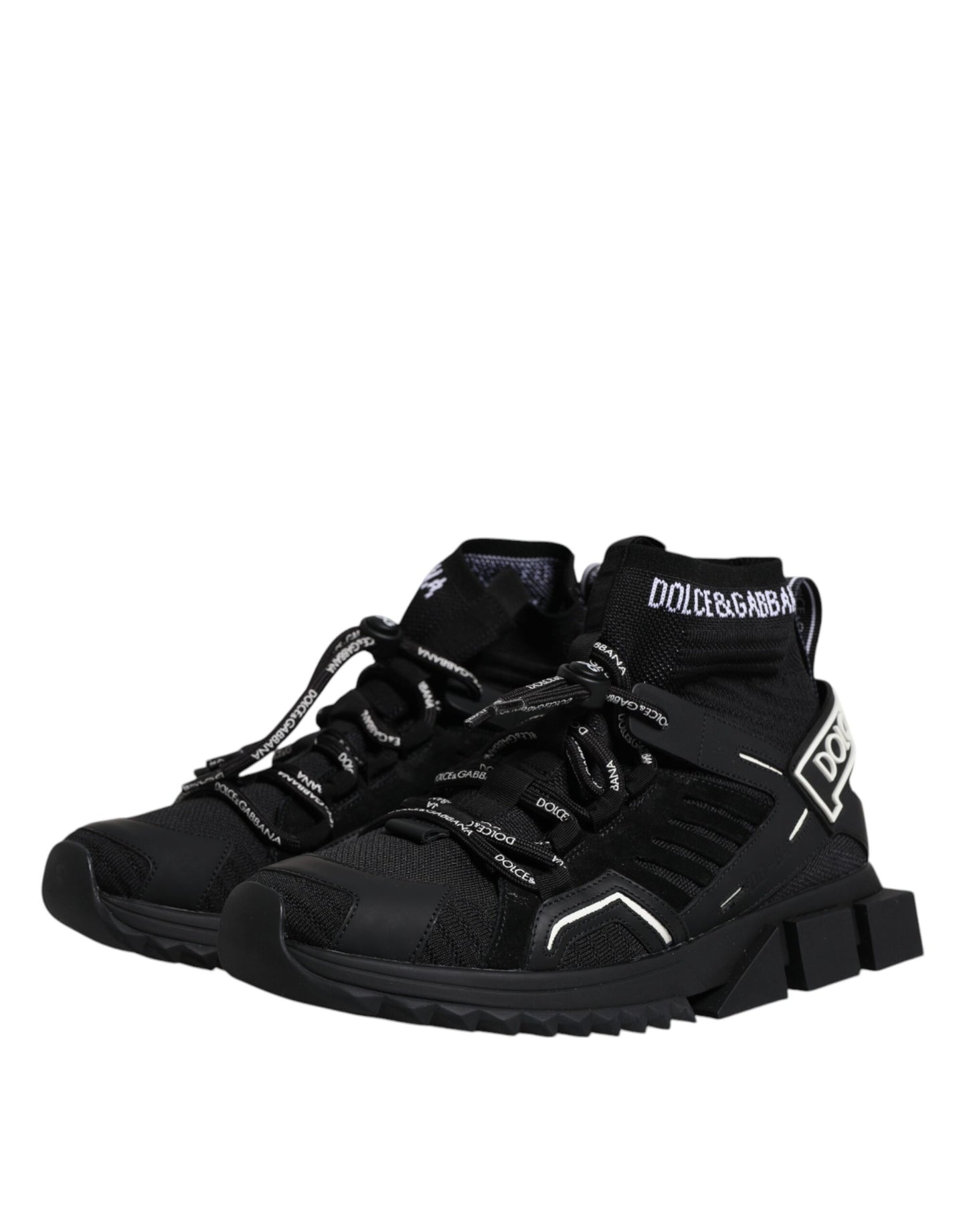 Zapatillas deportivas negras con el logo de Sorrento para hombre, calcetines y zapatos.