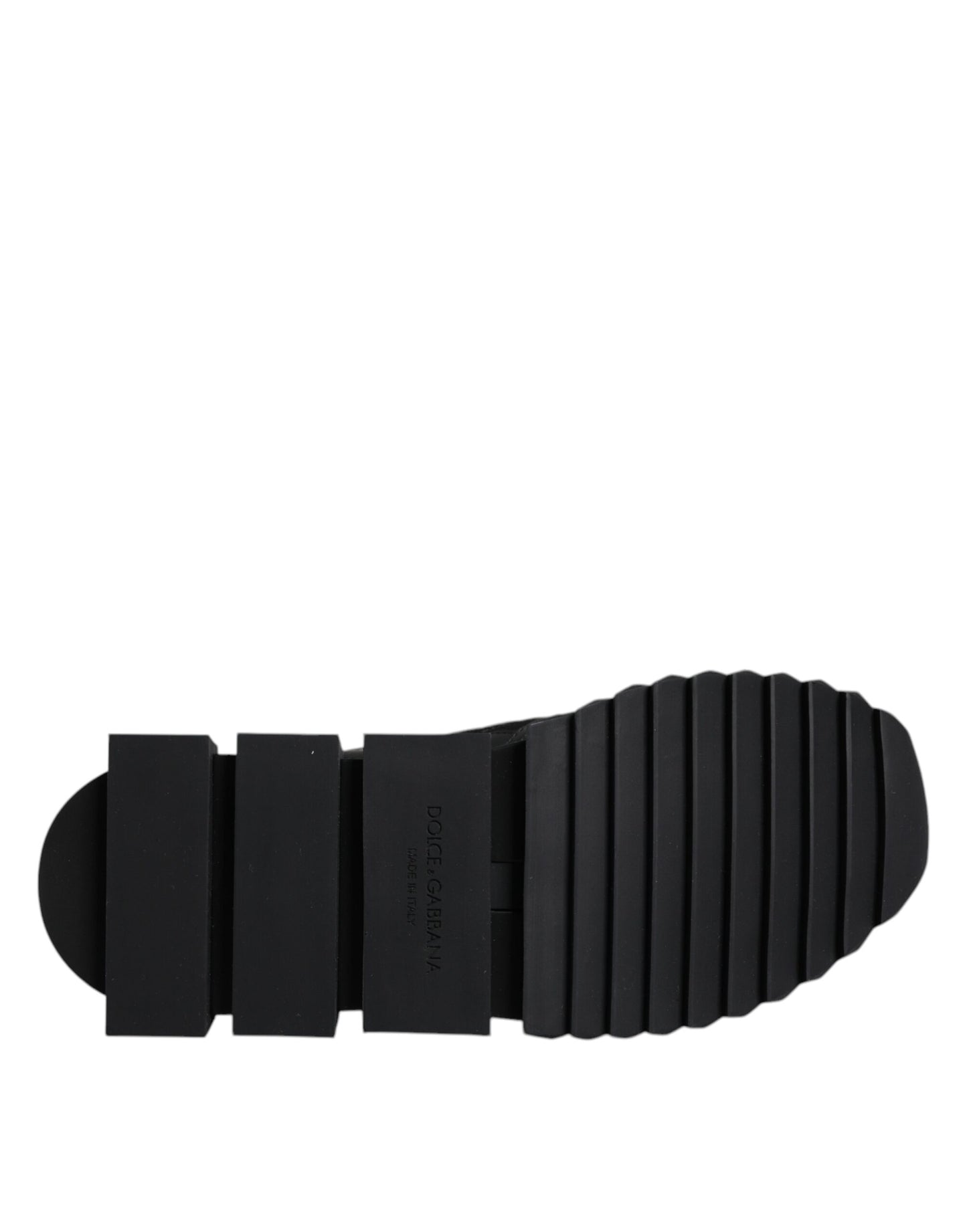 Zapatillas deportivas negras con el logo de Sorrento para hombre, calcetines y zapatos.