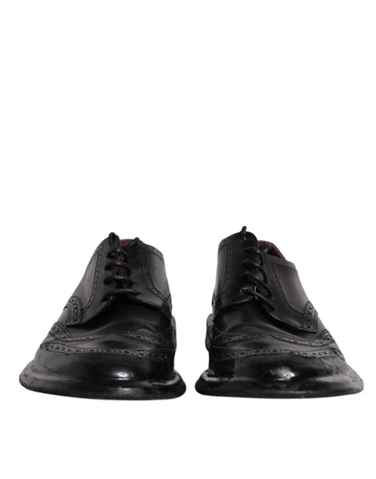 Zapatos formales Derby de cuero negro con punta de ala