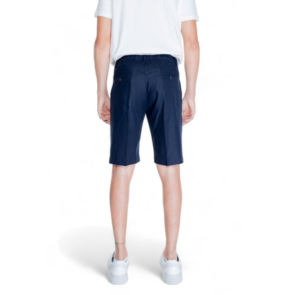 Pantalón corto de lino azul