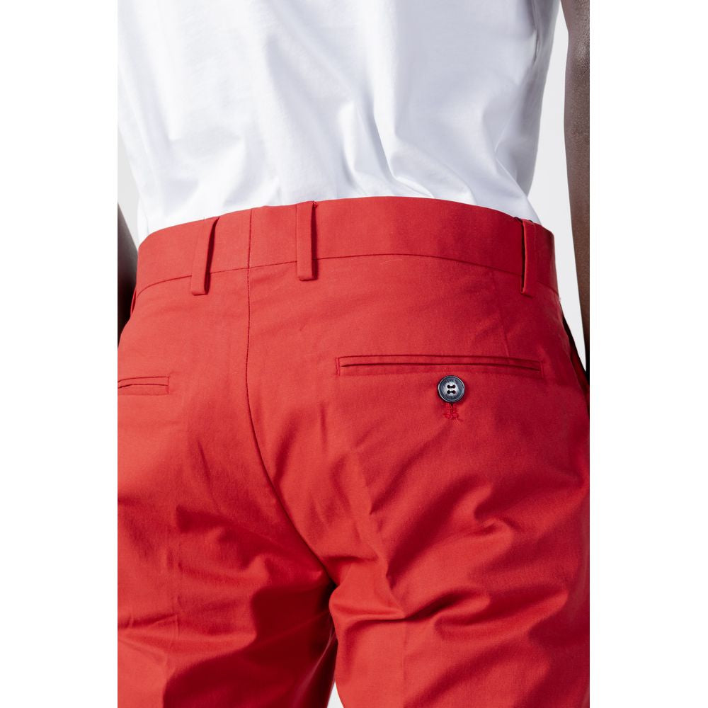 Vaqueros y pantalones de algodón rojo