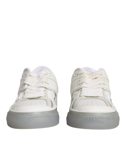 Zapatillas blancas con el logotipo de DG CUSTOM 2.Zero