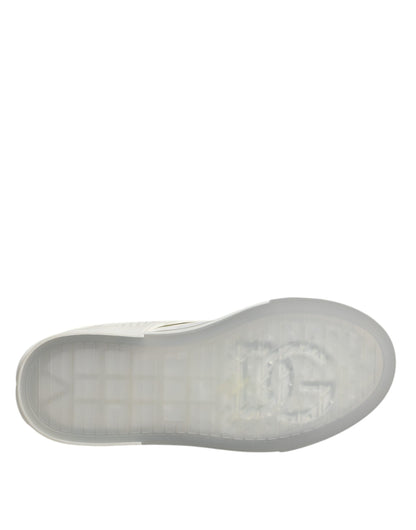 Zapatillas blancas con el logotipo de DG CUSTOM 2.Zero