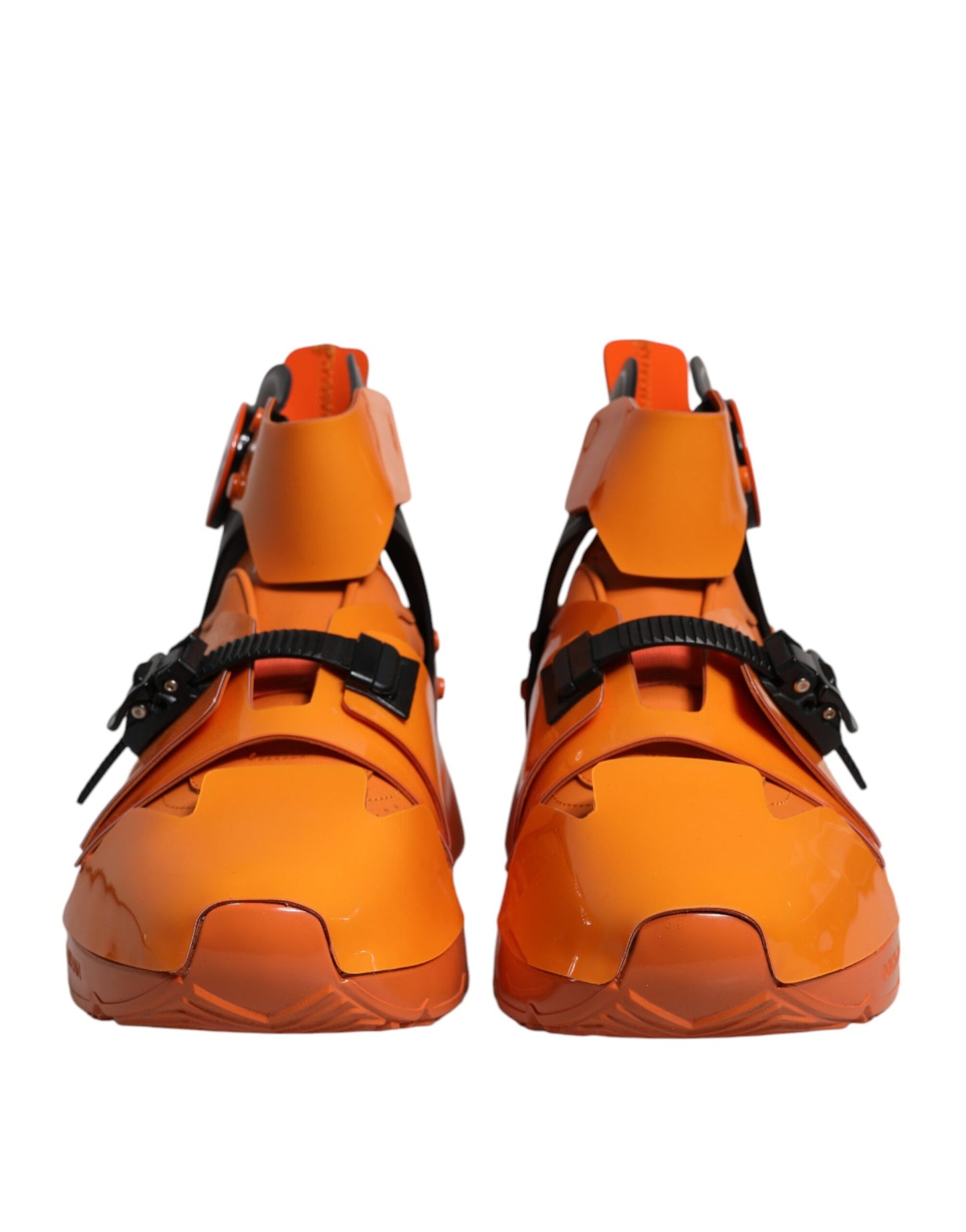 Zapatillas altas gruesas con paneles múltiples en color naranja