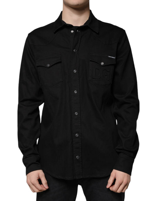 Camisa de algodón negra con cuello y botones