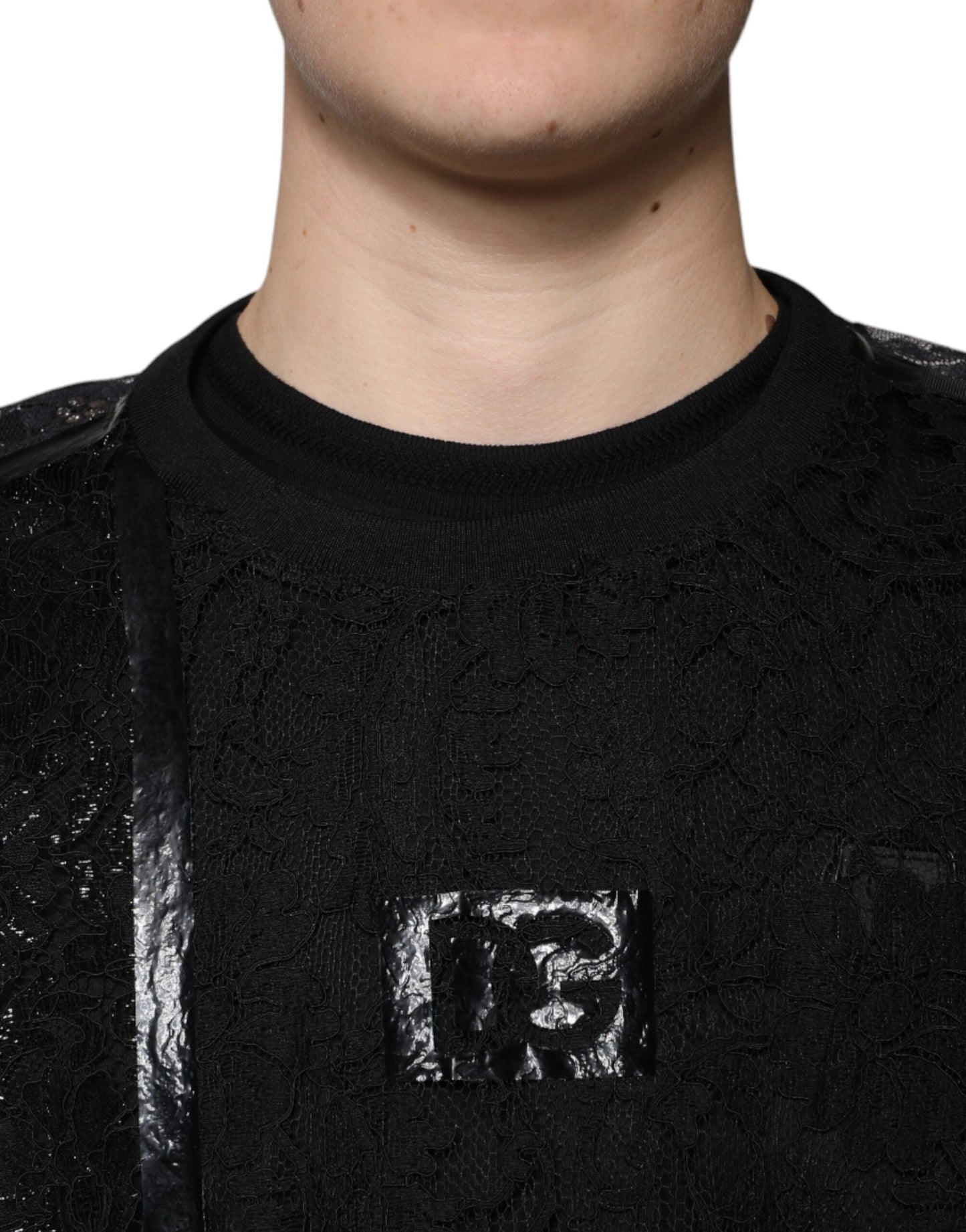 Camiseta de cuello redondo con encaje floral de nailon negro