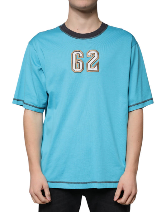 Camiseta de manga corta con cuello redondo y logotipo azul