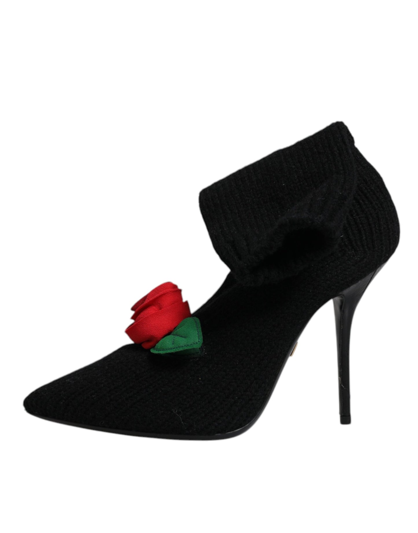 Botas negras de tacón de aguja a media pantorrilla