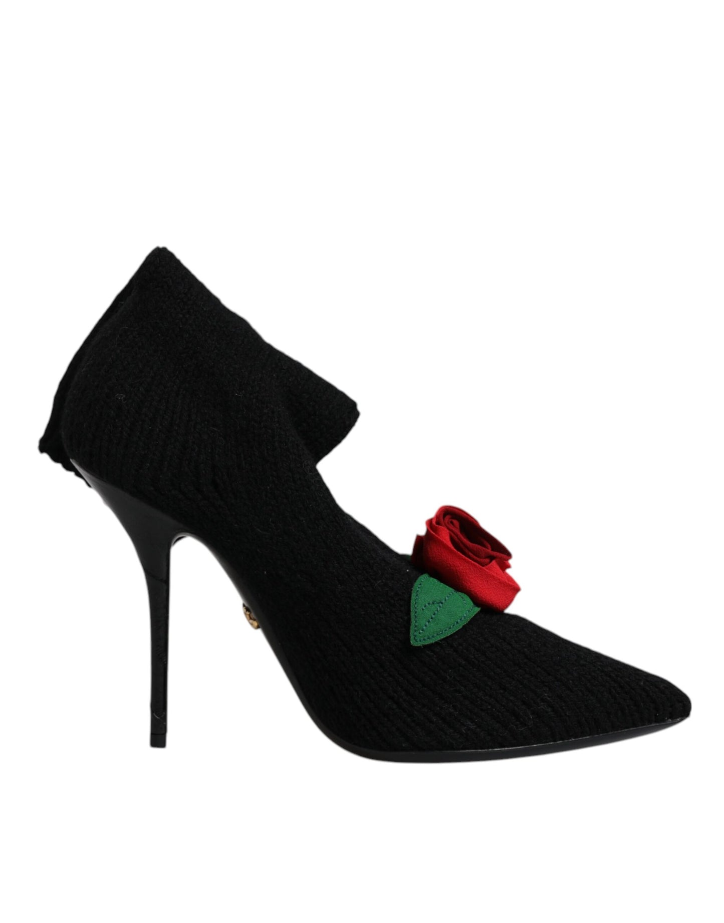 Botas negras de tacón de aguja a media pantorrilla
