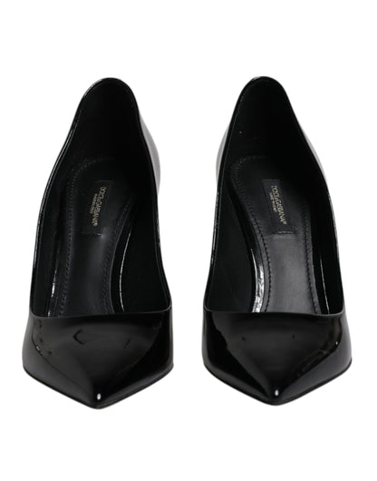 Zapatos de tacón alto de charol negro