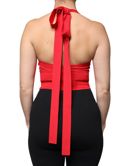 Top corto sin mangas de viscosa roja con cuello halter