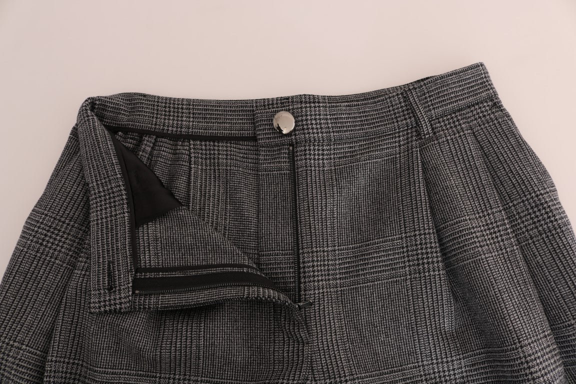 Elegantes pantalones capri de lana a cuadros grises