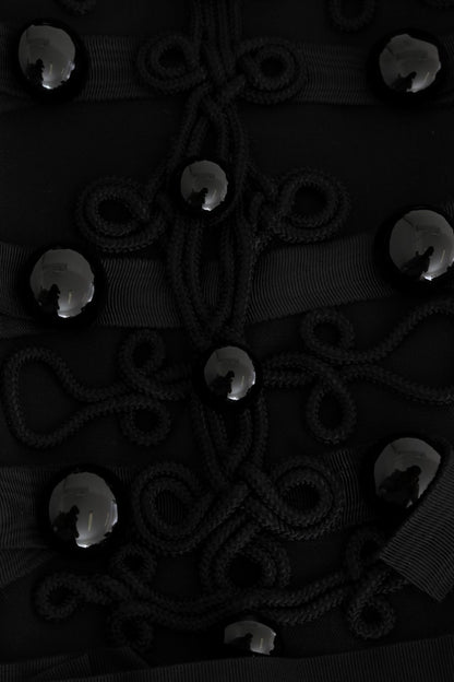 Chaqueta corta tipo gabardina elegante en negro y azul