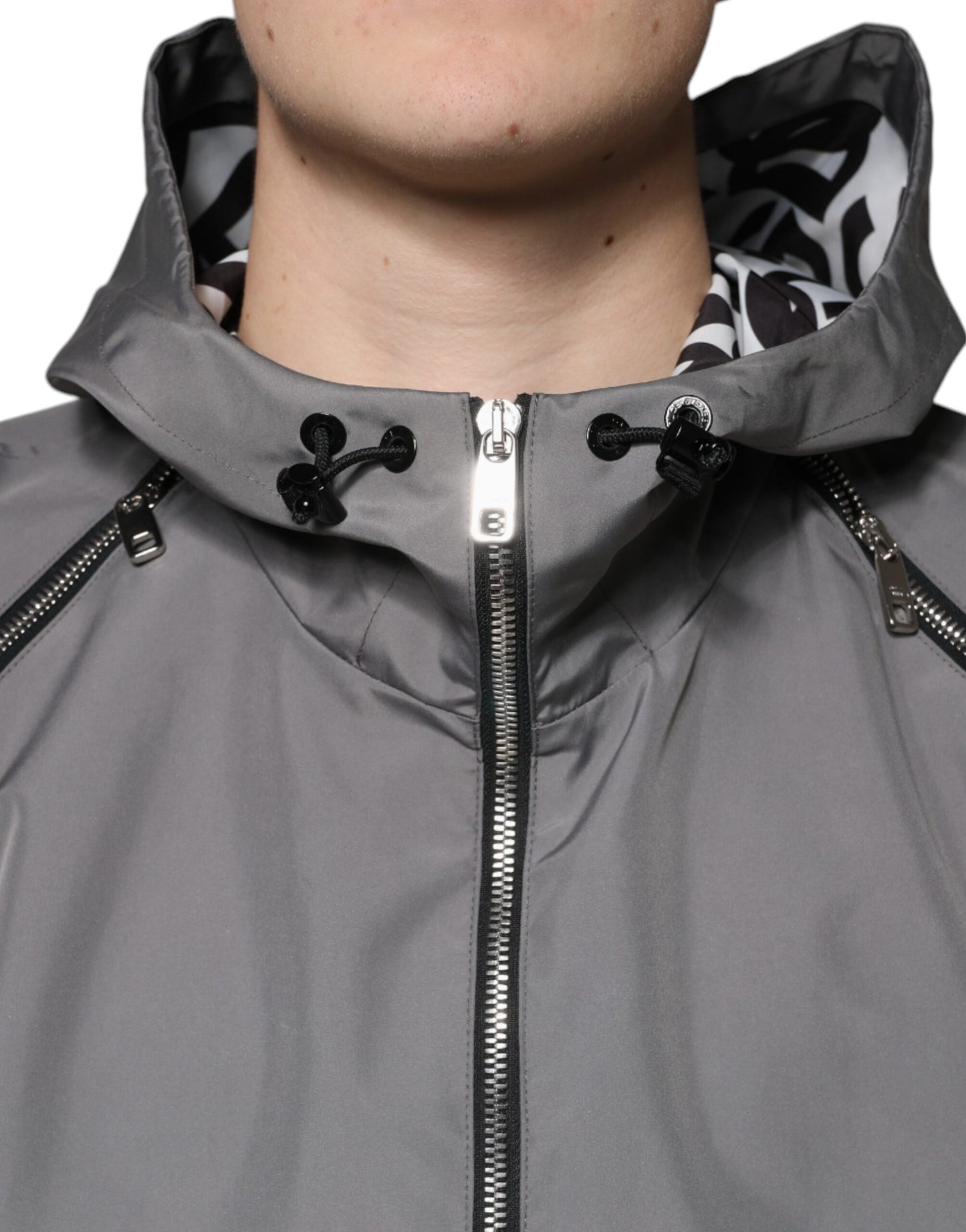Chaqueta con capucha y cremallera completa de poliéster gris para hombre