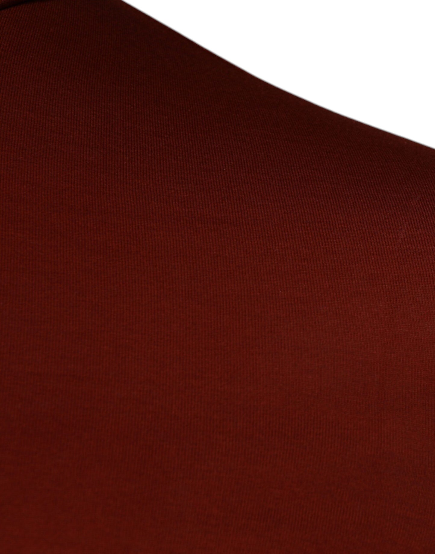 Suéter de cuello alto de algodón rojo para hombre
