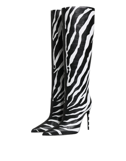 Botas altas con tacón de cebra en blanco y negro