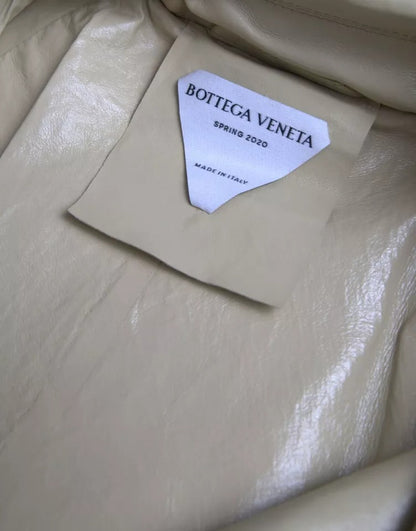 Chaqueta tipo gabardina de piel de cordero beige