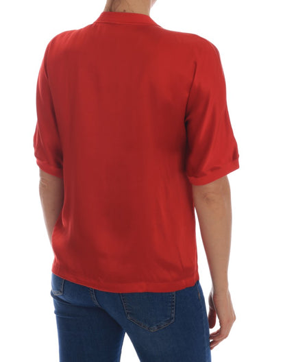 Elegante blusa de seda roja adornada con cristales
