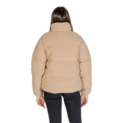 Chaquetas y abrigos de nailon beige
