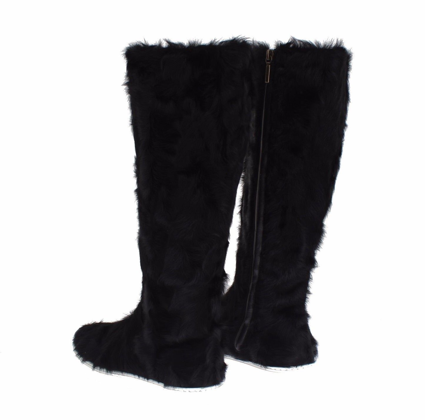 Botas planas elegantes de piel de color negro