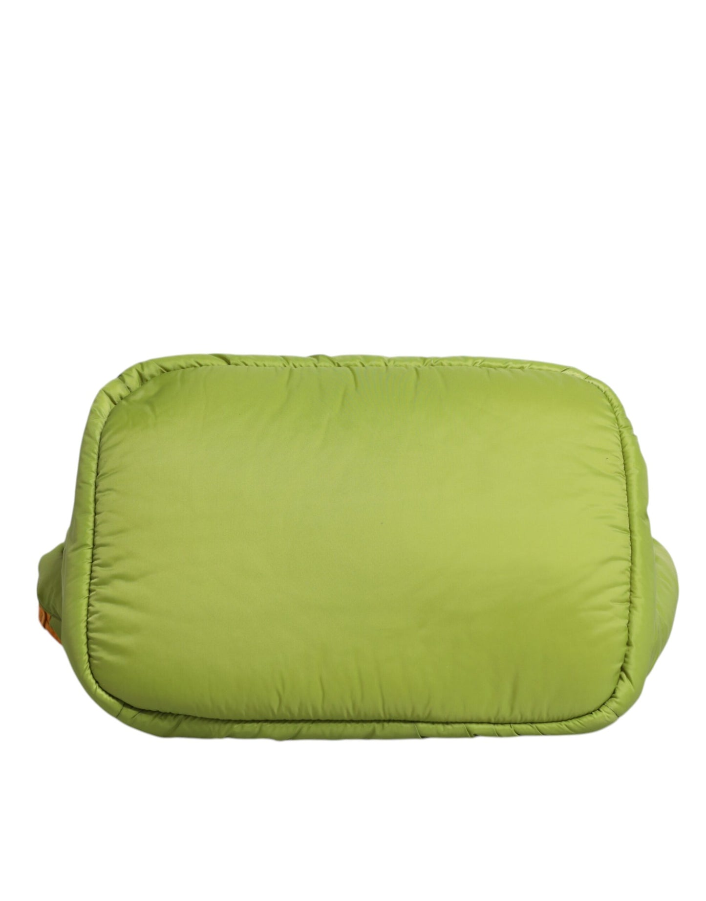Bolso bandolera acolchado de nailon verde con placa de logotipo