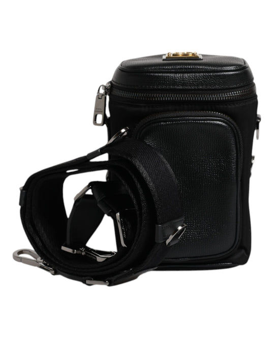 Bolso bandolera de cuero negro con logo para cámara