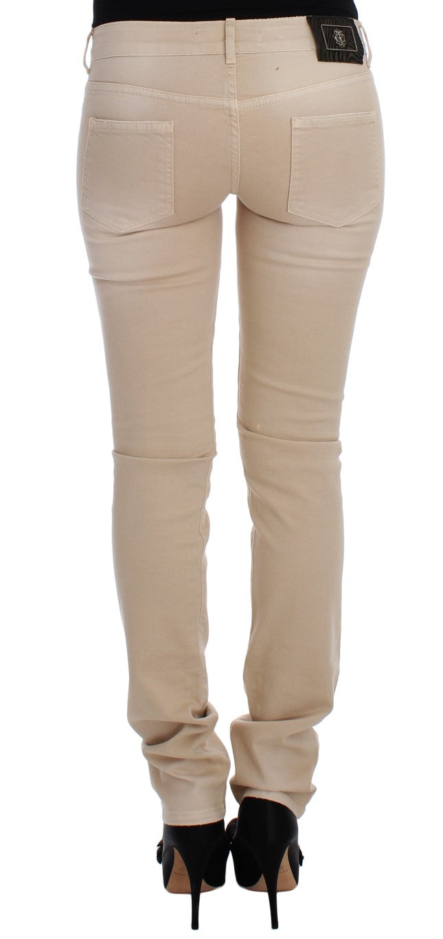 Vaqueros ajustados elásticos de algodón beige
