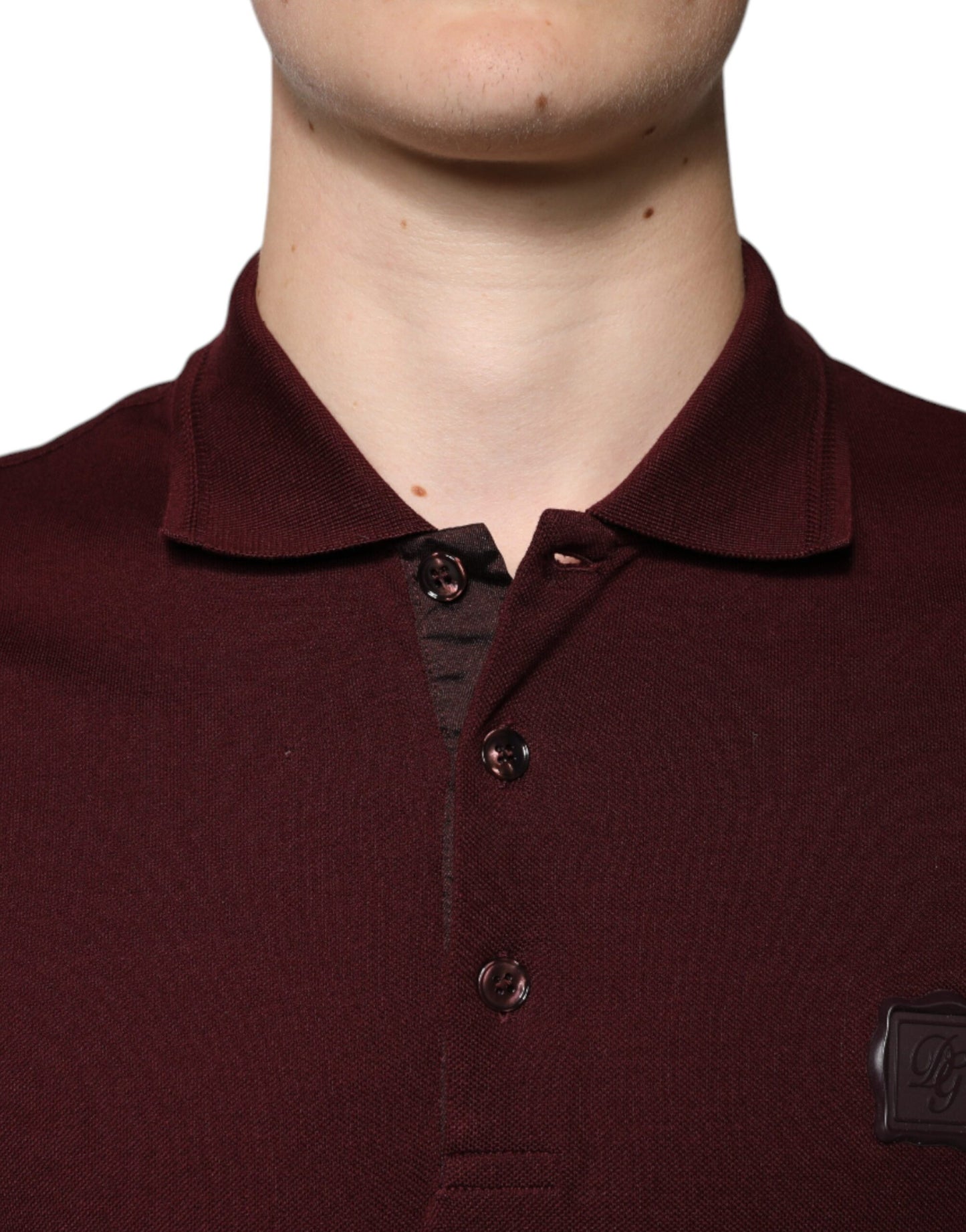 Camiseta polo de manga corta con cuello granate
