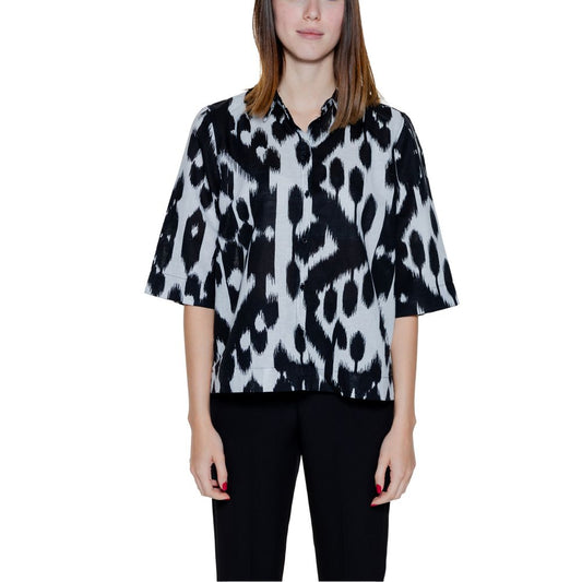 Black Linen Shortsleeve