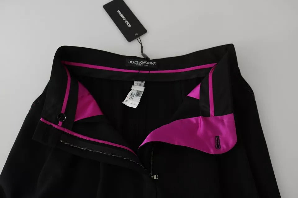 Pantalones cortos negros de lana con cintura alta y pliegues en la parte delantera