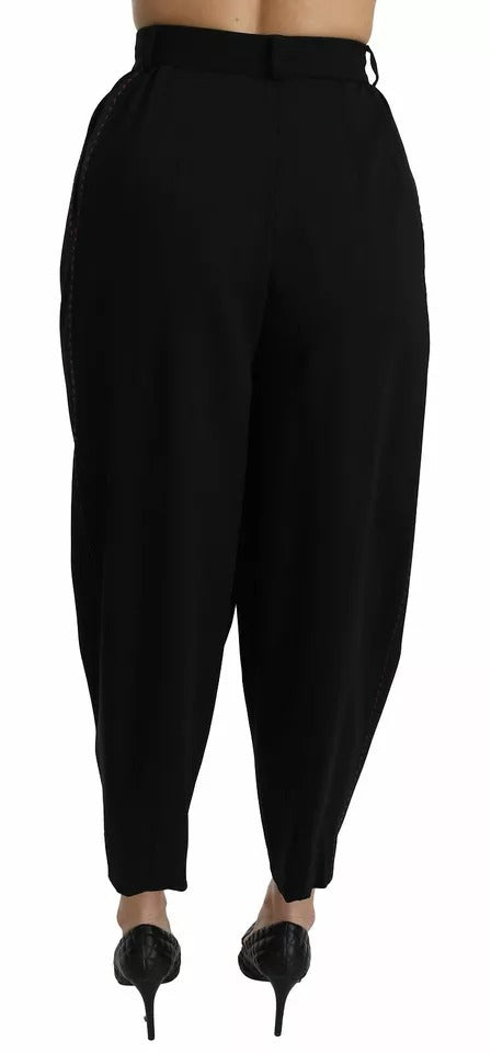 Pantalones cortos negros de lana con cintura alta y pliegues en la parte delantera