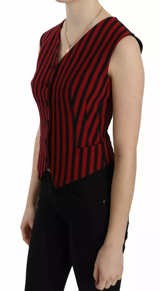Chaleco de rayas rojas y negras, blusa y top
