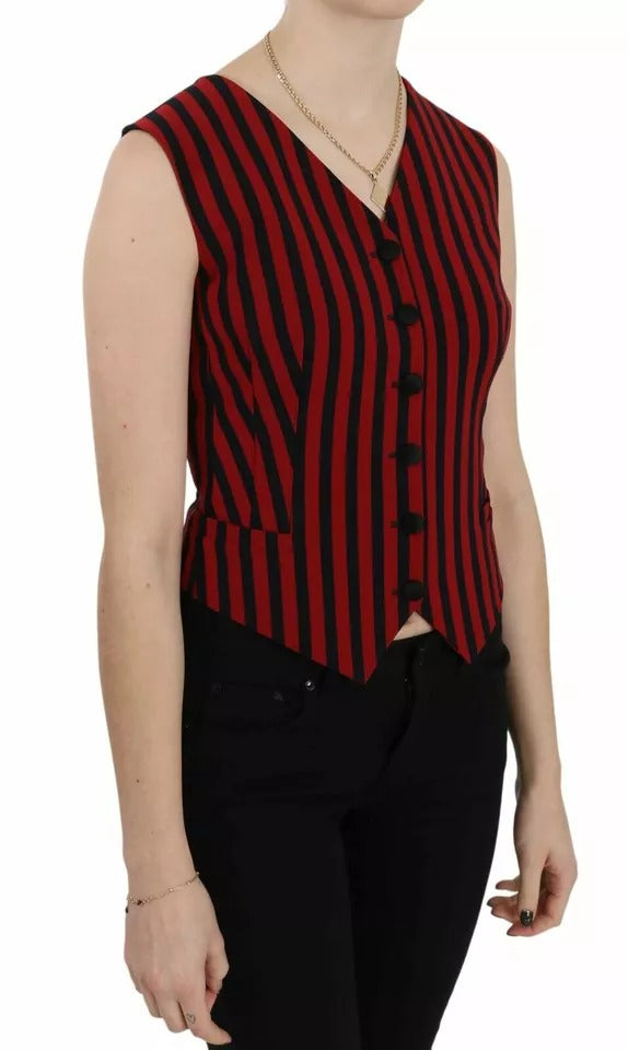 Chaleco de rayas rojas y negras, blusa y top