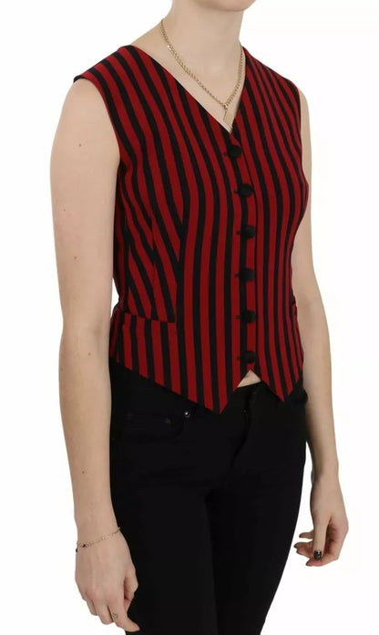 Chaleco de rayas rojas y negras, blusa y top