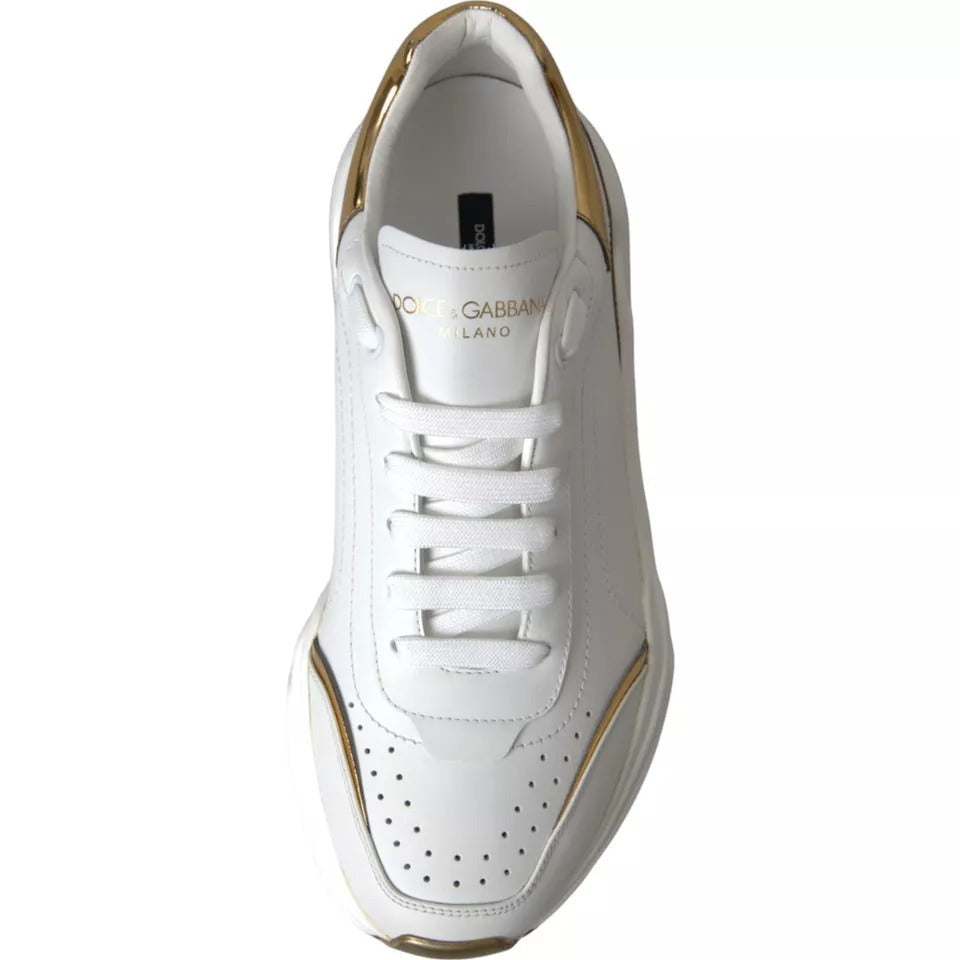 Zapatillas de piel Daymaster de oro blanco para hombre