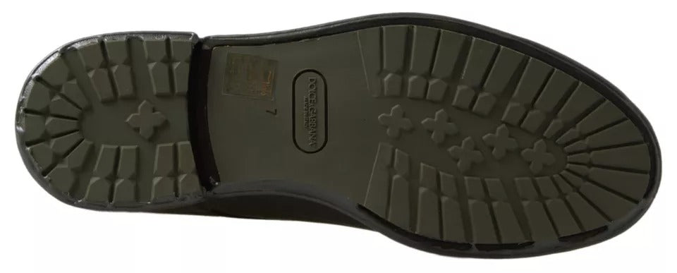 Zapatos de vestir de cuero verde con suela de goma